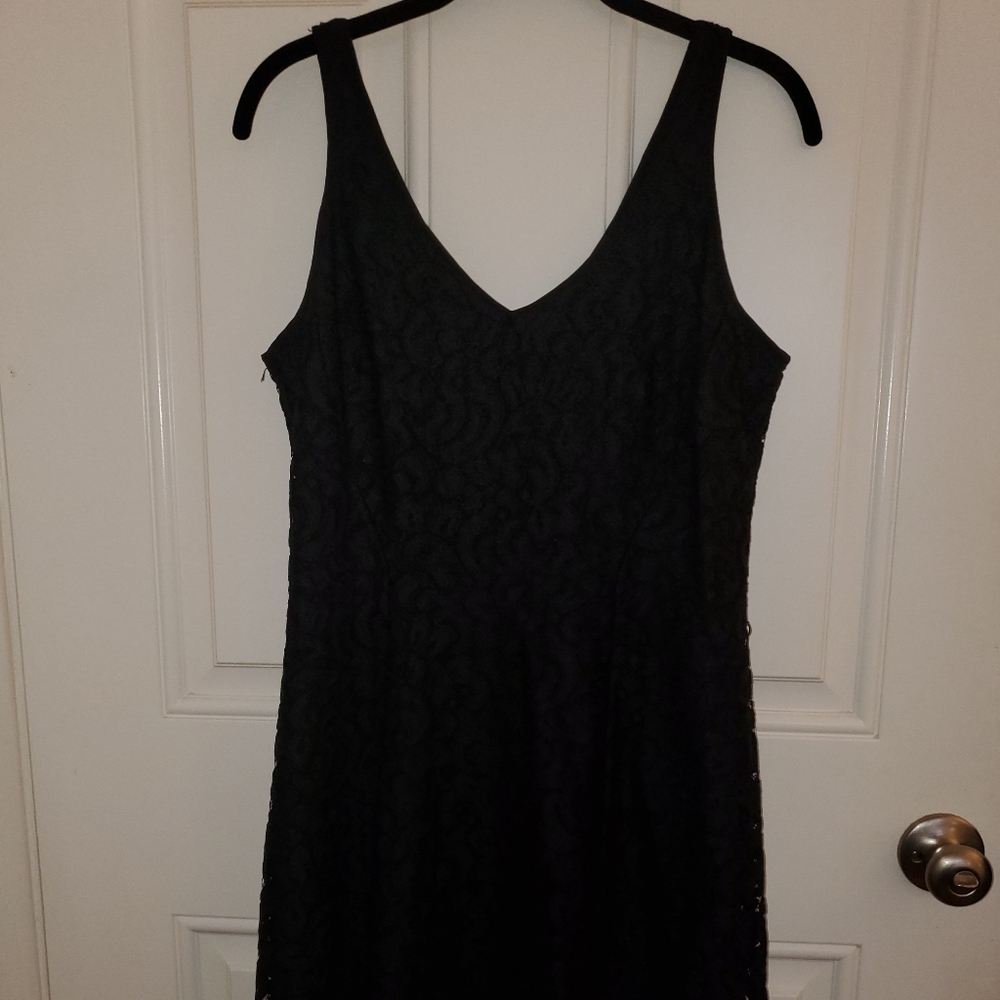 LOFT Black Lace V-Neck Dress - Picture 7 of 8